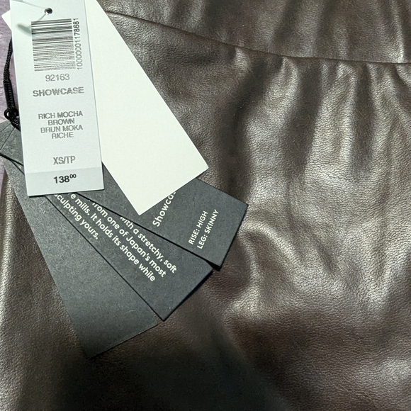 Babaton - Picture 2 of 4